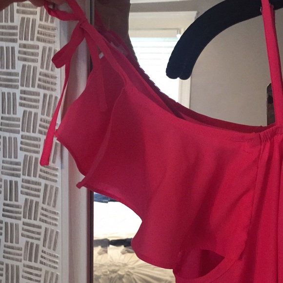 Hot pink off the shoulder dress in size small - Picture 2 of 3